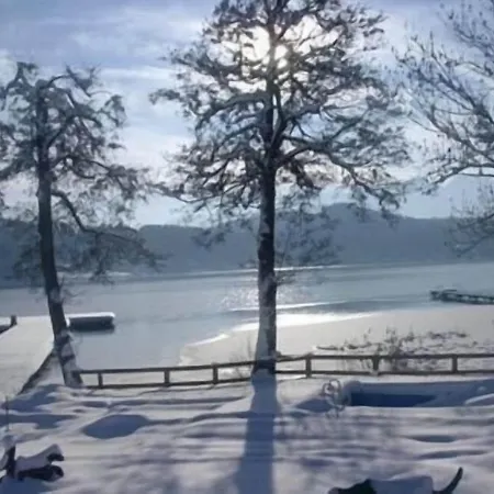 Zum Stern 宾馆 斯豪森·安·施塔费尔