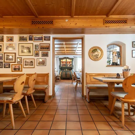 Zum Stern 宾馆 斯豪森·安·施塔费尔